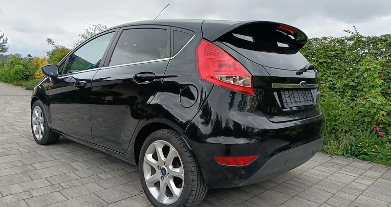 Ford Fiesta cena 23500 przebieg: 185000, rok produkcji 2011 z Olsztynek małe 301